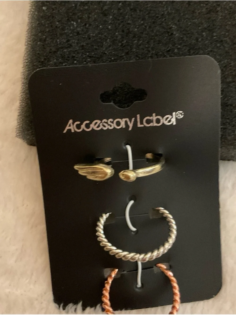 accessory Label three piece